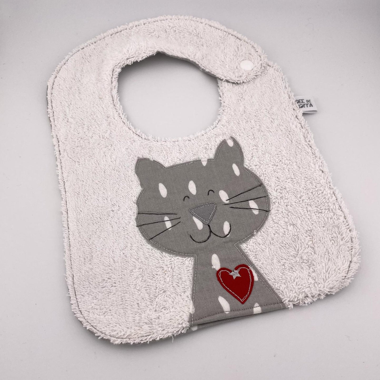 Bavaglino in spugna con disegno gatto